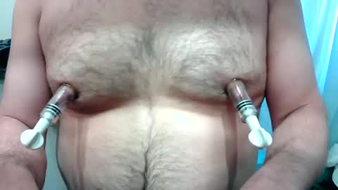 Snapshot of nipps2clamp chatting on 11-08-25, 10:41 Joe online show from 11-08-25, 10:41