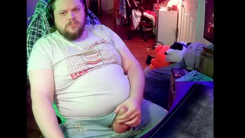 Snapshot of nippsino95 chatting on 06-13-26, 12:14 HungStepSon online show from 06-13-26, 12:14