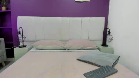 NiraLux online show from 10-14-25, 01:34