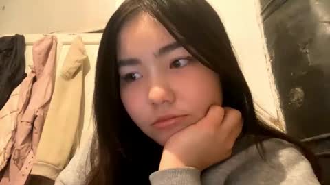 Molly online show from 12-17-25, 10:21