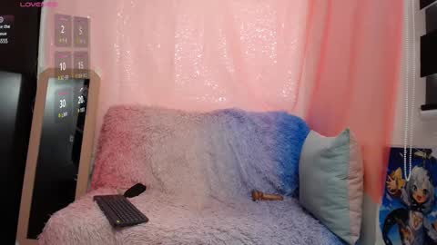Snapshot of niuk_mei chatting on 03-07-25, 04:11 Niuk online show from 03-07-25, 04:11