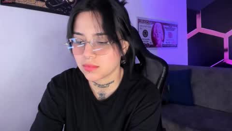 Nixie online show from 10-05-25, 05:44