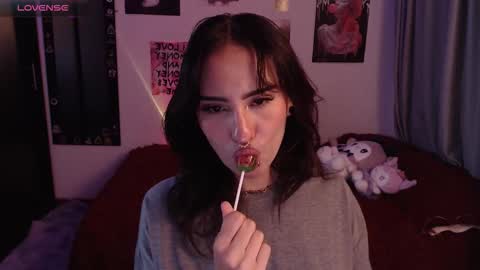 Nixxie  online show from 10-21-25, 01:39