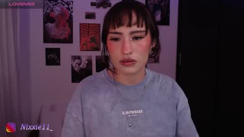 Nixxie  online show from 11-14-25, 03:05