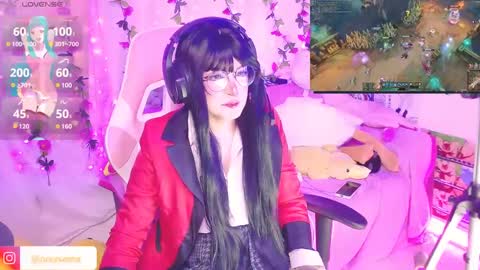 Snapshot of nixy_sama chatting on 09-13-25, 12:43 Nixy Sama online show from 09-13-25, 12:43