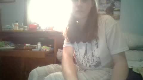 njsnowbunny online show from 10-20-25, 08:09