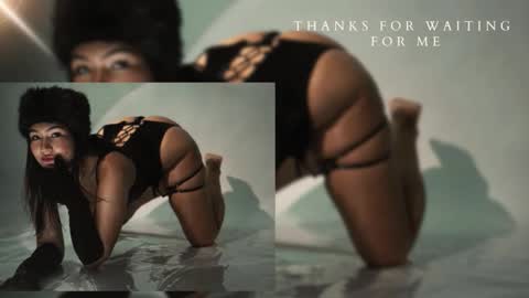 Noa online show from 03-27-26, 02:39