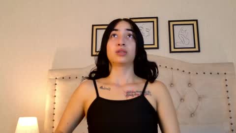 NATHALIA MORENO online show from 04-30-26, 12:22