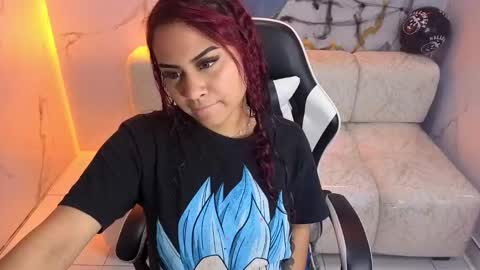 Snapshot of noa_tp chatting on 10-28-25, 12:52 Noa  online show from 10-28-25, 12:52