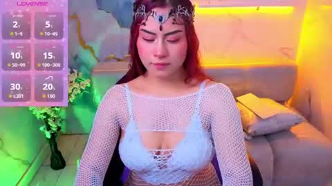 Noa  online show from 06-19-26, 08:34