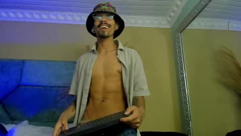 Noah online show from 06-20-26, 04:48