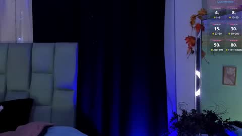 Noah  online show from 10-06-25, 03:26