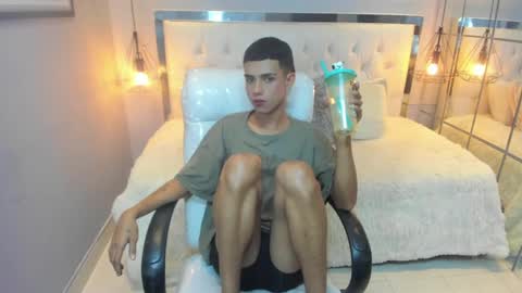 Alex online show from 03-01-26, 05:48