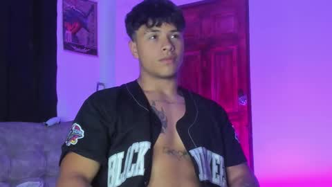 Snapshot of noah_223 chatting on 03-20-26, 05:12 noah_223 online show from 03-20-26, 05:12