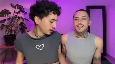 noah_and_steven online show from 07-10-26, 07:05