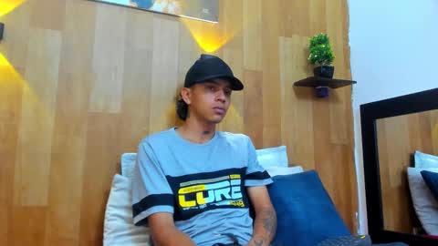 Noah Blake online show from 09-19-25, 02:35