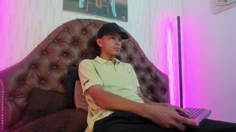 Noah Blake online show from 09-27-25, 02:27