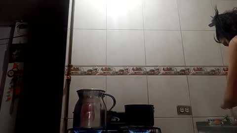 Snapshot of noah_carter16 chatting on 05-12-26, 10:34 NOAH online show from 05-12-26, 10:34