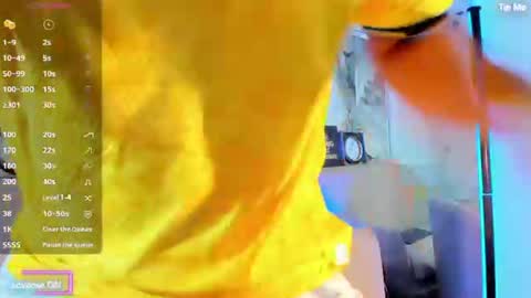 Snapshot of noah_carter66 chatting on 06-18-26, 02:01 noah online show from 06-18-26, 02:01