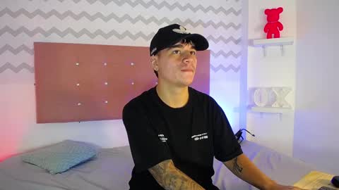 Snapshot of noah_coleman__ chatting on 01-07-25, 02:53 NOAH online show from 01-07-25, 02:53