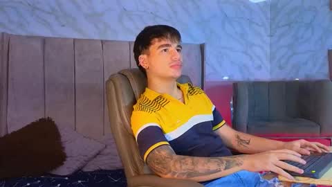 Snapshot of noah_coleman__ chatting on 02-02-25, 07:41 NOAH online show from 02-02-25, 07:41