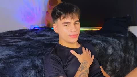 Snapshot of noah_coleman__ chatting on 09-27-25, 02:44 NOAH online show from 09-27-25, 02:44