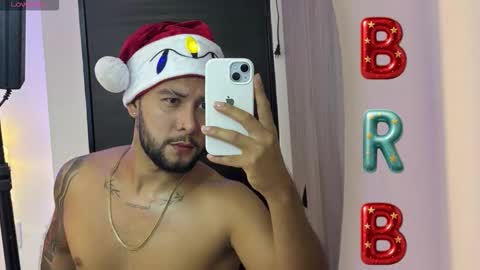 Snapshot of noah_corvelle chatting on 02-18-26, 04:08 NOAH online show from 02-18-26, 04:08