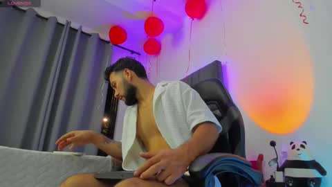 Snapshot of noah_corvelle chatting on 02-27-26, 01:16 NOAH online show from 02-27-26, 01:16