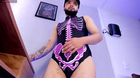 noah_devil_ online show from 11-14-25, 02:54