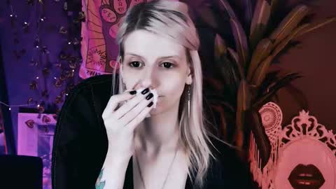 REAL name LiaDM are always open online show from 03-28-26, 01:54