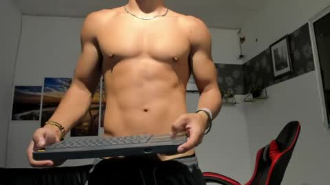 Snapshot of noah_flynn1 chatting on 05-28-26, 10:23 noah_flynn1 online show from 05-28-26, 10:23