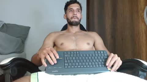 Noah online show from 01-11-25, 05:18