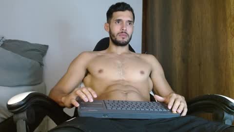 Noah online show from 01-13-25, 04:51