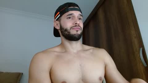 Snapshot of noah_jhonsonn chatting on 02-12-26, 05:52 Noah online show from 02-12-26, 05:52