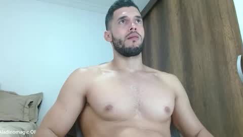 Snapshot of noah_jhonsonn chatting on 02-19-26, 05:42 Noah online show from 02-19-26, 05:42