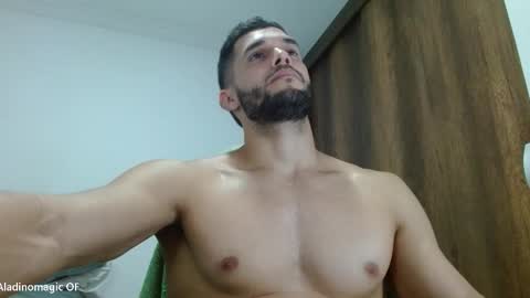 Snapshot of noah_jhonsonn chatting on 03-06-26, 03:25 Noah online show from 03-06-26, 03:25