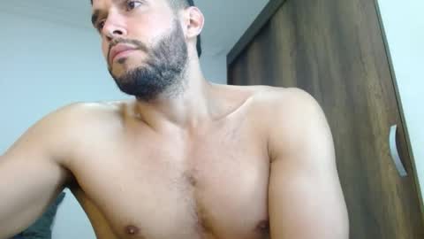 Snapshot of noah_jhonsonn chatting on 03-24-26, 11:37 Noah online show from 03-24-26, 11:37