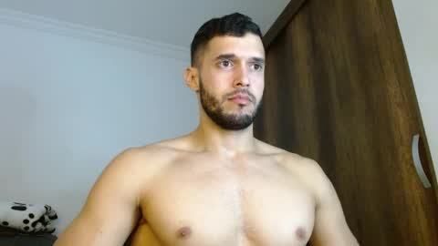Snapshot of noah_jhonsonn chatting on 04-04-26, 03:42 Noah online show from 04-04-26, 03:42