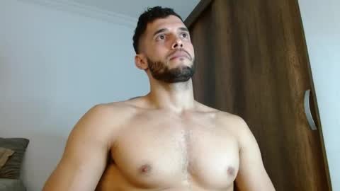 Snapshot of noah_jhonsonn chatting on 04-20-26, 04:21 Noah online show from 04-20-26, 04:21