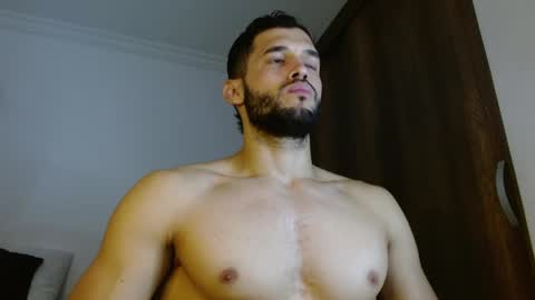 Snapshot of noah_jhonsonn chatting on 05-02-26, 11:48 Noah online show from 05-02-26, 11:48