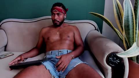 Noah online show from 02-15-25, 05:17