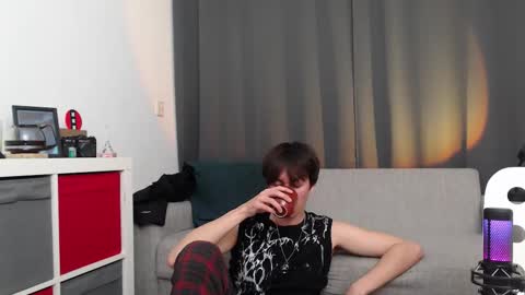 noah_lawson online show from 09-11-25, 05:18