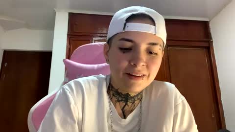 noah hehim    online show from 01-24-25, 02:07