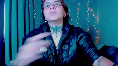 noah hehim    online show from 04-06-26, 05:58