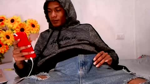 Noah Millers online show from 10-25-25, 12:23