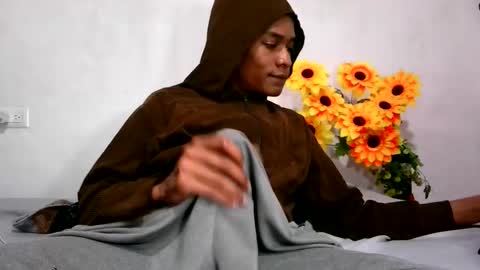 Noah Millers online show from 11-26-25, 03:07