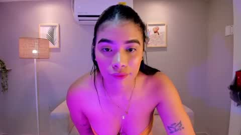 Snapshot of noah_owenss chatting on 07-15-26, 12:43 Noemy online show from 07-15-26, 12:43