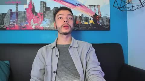 Snapshot of noah_ricci_ chatting on 12-12-24, 12:44 online show from 12-12-24, 12:44