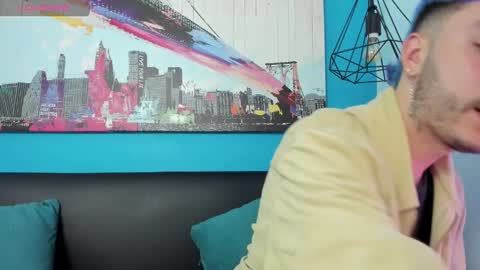 Snapshot of noah_ricci_ chatting on 01-12-25, 12:01 online show from 01-12-25, 12:01