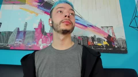 Snapshot of noah_ricci_ chatting on 02-18-25, 12:06 online show from 02-18-25, 12:06